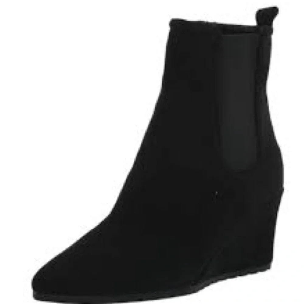 NWT NIB Anne Klein Microsuede Black Wedge Ankle Booties Boots Sz 7  side zip